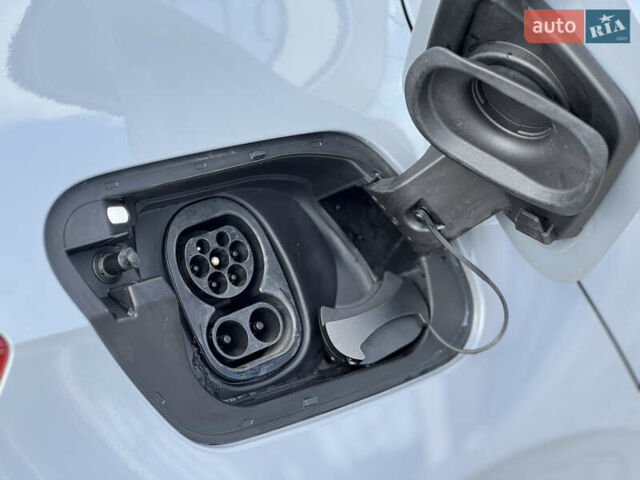 Сірий Фольксваген ID.3, об'ємом двигуна 0 л та пробігом 36 тис. км за 17999 $, фото 18 на Automoto.ua