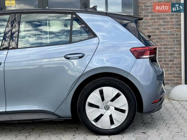 Сірий Фольксваген ID.3, об'ємом двигуна 0 л та пробігом 93 тис. км за 15999 $, фото 35 на Automoto.ua