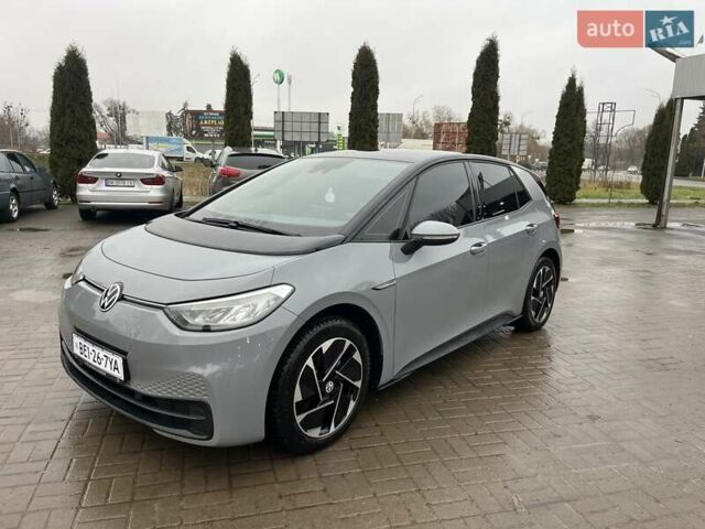 Серый Фольксваген ID.3, объемом двигателя 0 л и пробегом 137 тыс. км за 15800 $, фото 2 на Automoto.ua