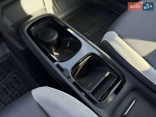 Серый Фольксваген ID.3, объемом двигателя 0 л и пробегом 24 тыс. км за 18500 $, фото 43 на Automoto.ua