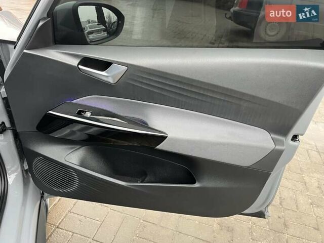 Серый Фольксваген ID.3, объемом двигателя 0 л и пробегом 137 тыс. км за 15800 $, фото 63 на Automoto.ua