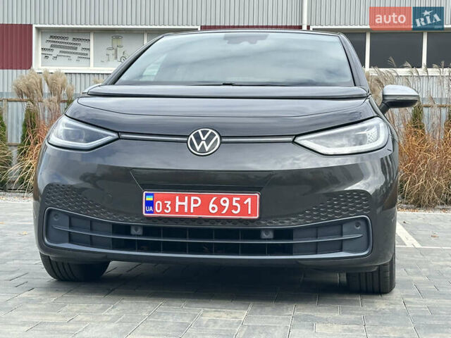 Серый Фольксваген ID.3, объемом двигателя 0 л и пробегом 175 тыс. км за 15799 $, фото 3 на Automoto.ua