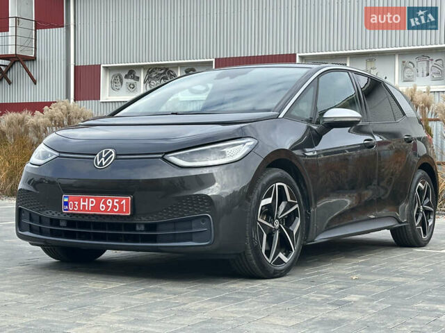 Серый Фольксваген ID.3, объемом двигателя 0 л и пробегом 175 тыс. км за 15799 $, фото 1 на Automoto.ua