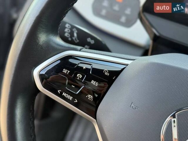 Серый Фольксваген ID.3, объемом двигателя 0 л и пробегом 24 тыс. км за 18500 $, фото 58 на Automoto.ua