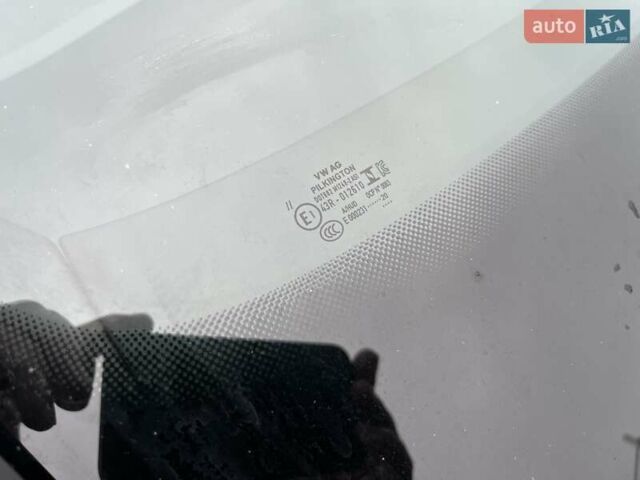 Серый Фольксваген ID.3, объемом двигателя 0 л и пробегом 137 тыс. км за 15800 $, фото 75 на Automoto.ua