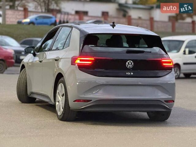 Серый Фольксваген ID.3, объемом двигателя 0 л и пробегом 33 тыс. км за 17500 $, фото 20 на Automoto.ua