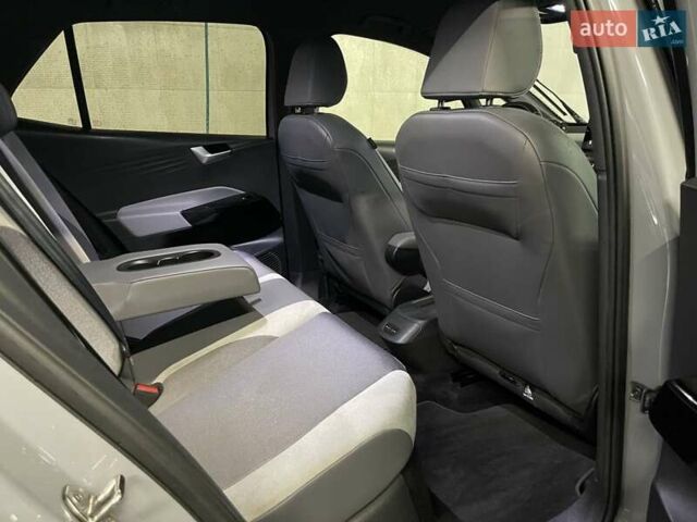 Серый Фольксваген ID.3, объемом двигателя 0 л и пробегом 116 тыс. км за 18500 $, фото 9 на Automoto.ua