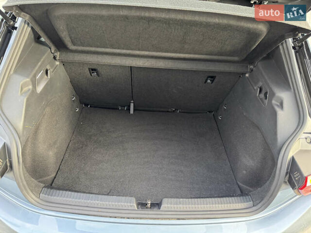 Серый Фольксваген ID.3, объемом двигателя 0 л и пробегом 100 тыс. км за 16600 $, фото 38 на Automoto.ua