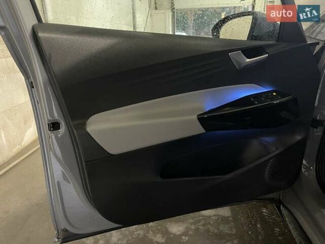 Серый Фольксваген ID.3, объемом двигателя 0 л и пробегом 116 тыс. км за 18500 $, фото 26 на Automoto.ua