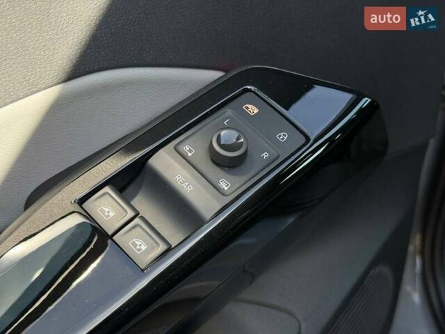 Серый Фольксваген ID.3, объемом двигателя 0 л и пробегом 24 тыс. км за 18500 $, фото 52 на Automoto.ua