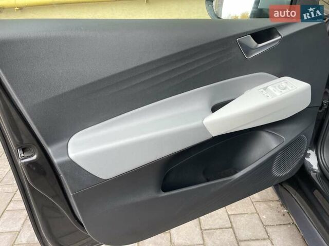 Сірий Фольксваген ID.3, об'ємом двигуна 0 л та пробігом 144 тис. км за 16999 $, фото 51 на Automoto.ua