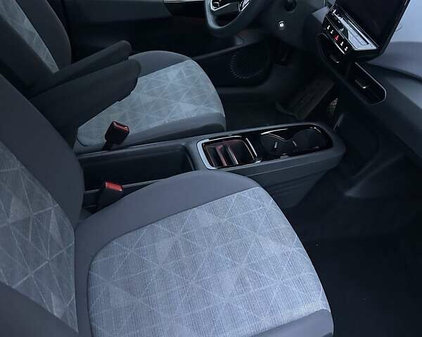 Сірий Фольксваген ID.3, об'ємом двигуна 0 л та пробігом 33 тис. км за 15700 $, фото 13 на Automoto.ua