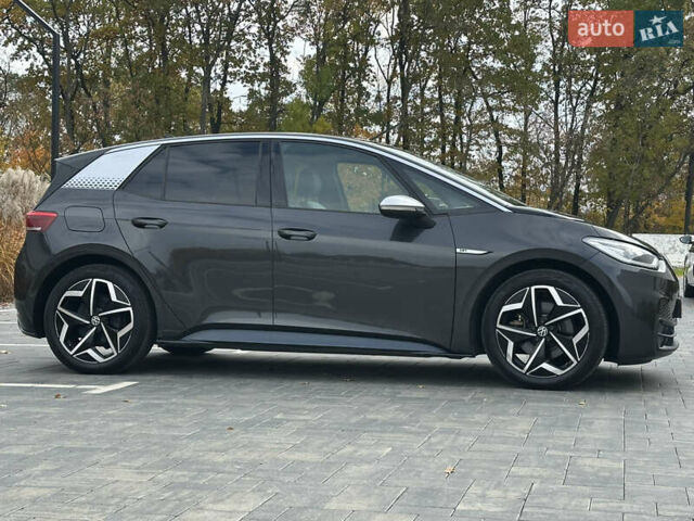 Серый Фольксваген ID.3, объемом двигателя 0 л и пробегом 175 тыс. км за 15799 $, фото 9 на Automoto.ua