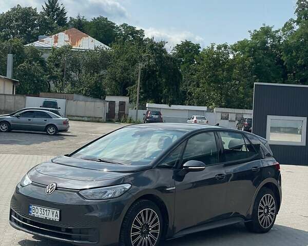 Серый Фольксваген ID.3, объемом двигателя 0 л и пробегом 34 тыс. км за 15800 $, фото 2 на Automoto.ua