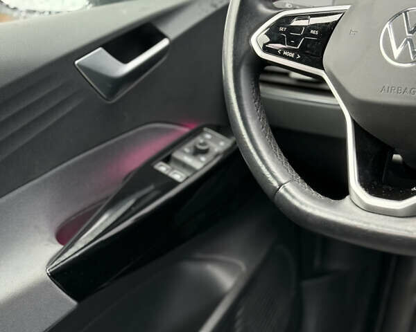 Серый Фольксваген ID.3, объемом двигателя 0 л и пробегом 26 тыс. км за 17700 $, фото 24 на Automoto.ua