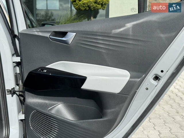 Сірий Фольксваген ID.3, об'ємом двигуна 0 л та пробігом 36 тис. км за 17999 $, фото 41 на Automoto.ua