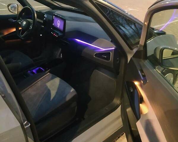 Сірий Фольксваген ID.3, об'ємом двигуна 0 л та пробігом 74 тис. км за 16300 $, фото 13 на Automoto.ua