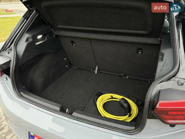 Серый Фольксваген ID.3, объемом двигателя 0 л и пробегом 133 тыс. км за 15400 $, фото 22 на Automoto.ua