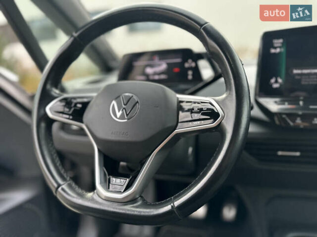 Серый Фольксваген ID.3, объемом двигателя 0 л и пробегом 175 тыс. км за 15799 $, фото 46 на Automoto.ua