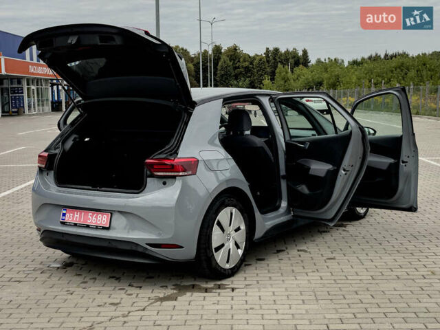Сірий Фольксваген ID.3, об'ємом двигуна 0 л та пробігом 105 тис. км за 14800 $, фото 6 на Automoto.ua