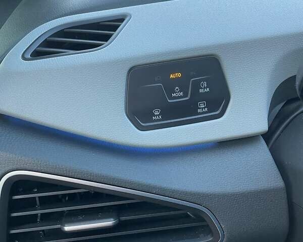 Серый Фольксваген ID.3, объемом двигателя 0 л и пробегом 104 тыс. км за 20950 $, фото 25 на Automoto.ua