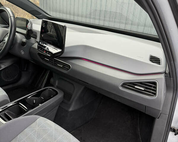 Серый Фольксваген ID.3, объемом двигателя 0 л и пробегом 26 тыс. км за 17700 $, фото 30 на Automoto.ua