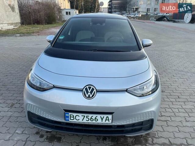 Серый Фольксваген ID.3, объемом двигателя 0 л и пробегом 104 тыс. км за 20950 $, фото 6 на Automoto.ua