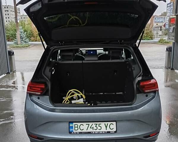 Серый Фольксваген ID.3, объемом двигателя 0 л и пробегом 69 тыс. км за 21500 $, фото 2 на Automoto.ua