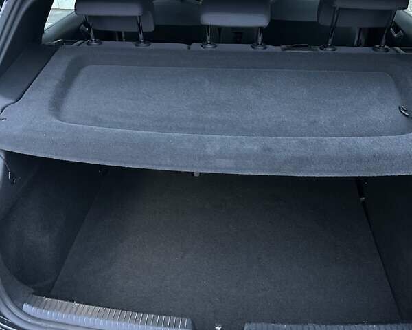 Сірий Фольксваген ID.3, об'ємом двигуна 0 л та пробігом 33 тис. км за 15700 $, фото 9 на Automoto.ua