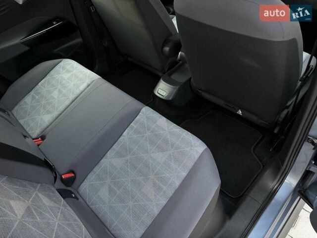 Сірий Фольксваген ID.3, об'ємом двигуна 0 л та пробігом 93 тис. км за 15999 $, фото 62 на Automoto.ua