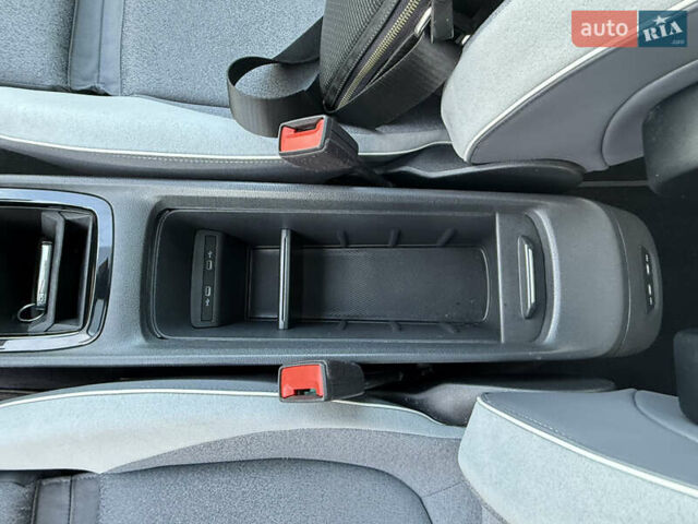 Серый Фольксваген ID.3, объемом двигателя 0 л и пробегом 106 тыс. км за 17900 $, фото 31 на Automoto.ua