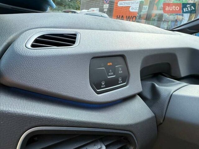 Серый Фольксваген ID.3, объемом двигателя 0 л и пробегом 71 тыс. км за 17700 $, фото 14 на Automoto.ua