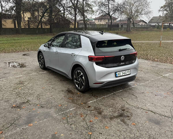 Серый Фольксваген ID.3, объемом двигателя 0 л и пробегом 40 тыс. км за 18500 $, фото 5 на Automoto.ua