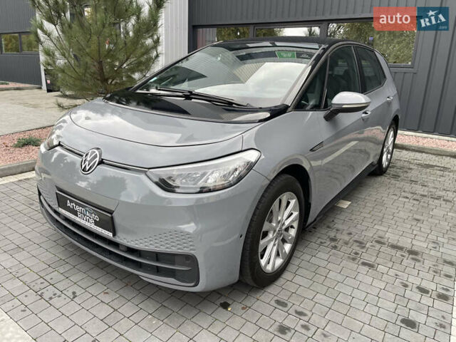 Фольксваген ID.3 2022 у Рівному на Automoto.ua Сірий Фольксваген ID.3, об'ємом двигуна 0 л та пробігом 32 тис. км за 18300 $, фото 1 на Automoto.ua