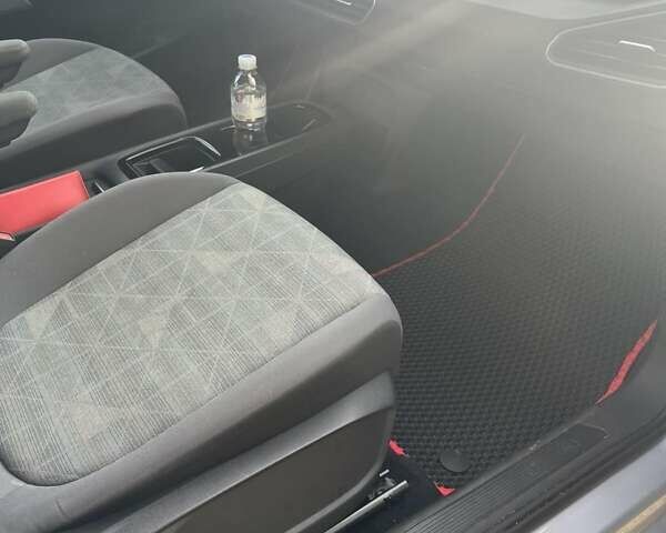 Сірий Фольксваген ID.3, об'ємом двигуна 0 л та пробігом 29 тис. км за 17300 $, фото 5 на Automoto.ua