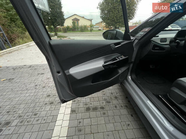 Фольксваген ID.3 2022 у Рівному на Automoto.ua Сірий Фольксваген ID.3, об'ємом двигуна 0 л та пробігом 32 тис. км за 18300 $, фото 19 на Automoto.ua
