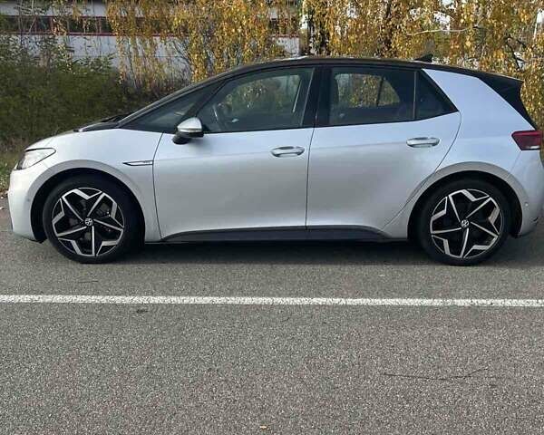 Сірий Фольксваген ID.3, об'ємом двигуна 0 л та пробігом 29 тис. км за 17300 $, фото 11 на Automoto.ua