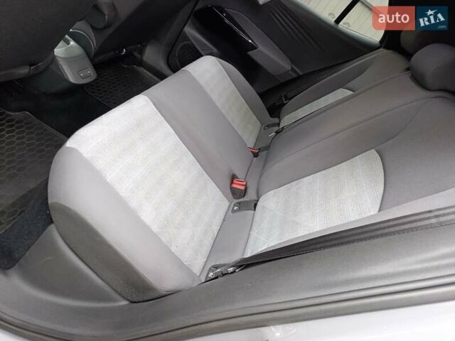 Сірий Фольксваген ID.3, об'ємом двигуна 0 л та пробігом 180 тис. км за 14900 $, фото 55 на Automoto.ua