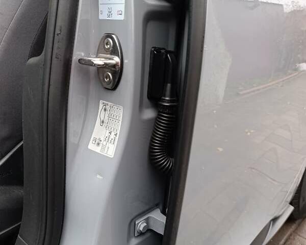 Сірий Фольксваген ID.3, об'ємом двигуна 0 л та пробігом 180 тис. км за 14900 $, фото 52 на Automoto.ua