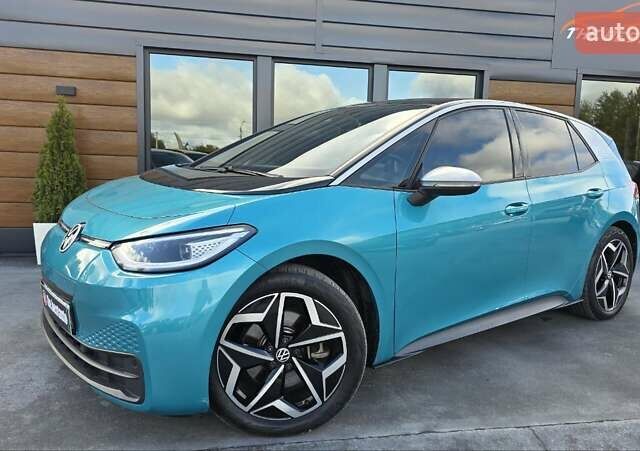 Фольксваген ID.3 2020 в Ровно на Automoto.ua Синий Фольксваген ID.3, объемом двигателя 0 л и пробегом 56 тыс. км за 16500 $, фото 2 на Automoto.ua