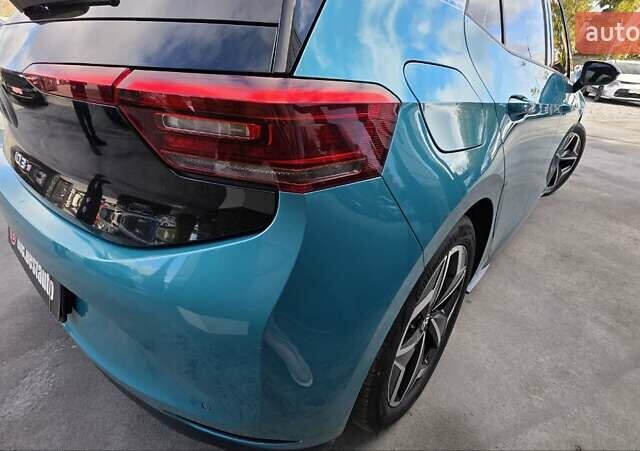 Фольксваген ID.3 2020 в Ровно на Automoto.ua Синий Фольксваген ID.3, объемом двигателя 0 л и пробегом 56 тыс. км за 16500 $, фото 26 на Automoto.ua