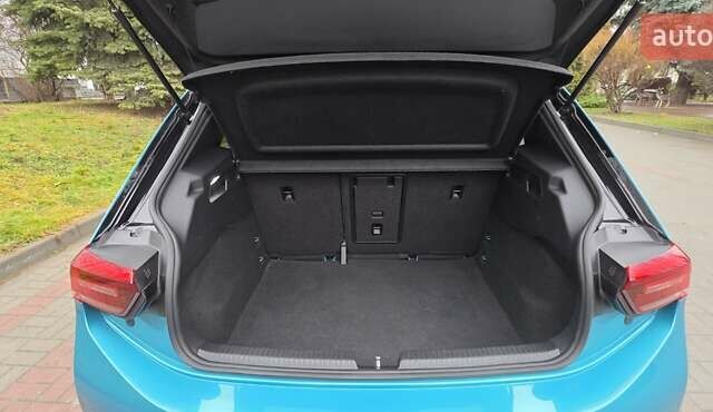 Синий Фольксваген ID.3, объемом двигателя 0 л и пробегом 99 тыс. км за 17500 $, фото 80 на Automoto.ua