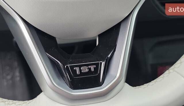 Синий Фольксваген ID.3, объемом двигателя 0 л и пробегом 99 тыс. км за 17500 $, фото 96 на Automoto.ua