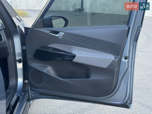 Синій Фольксваген ID.3, об'ємом двигуна 0 л та пробігом 37 тис. км за 21499 $, фото 27 на Automoto.ua