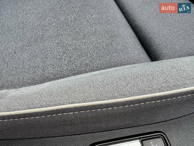 Зеленый Фольксваген ID.3, объемом двигателя 0 л и пробегом 18 тыс. км за 18999 $, фото 88 на Automoto.ua