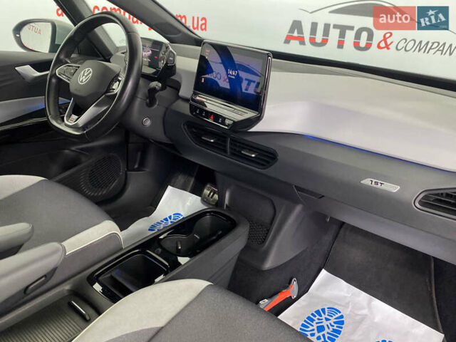 Зеленый Фольксваген ID.3, объемом двигателя 0 л и пробегом 117 тыс. км за 18250 $, фото 7 на Automoto.ua