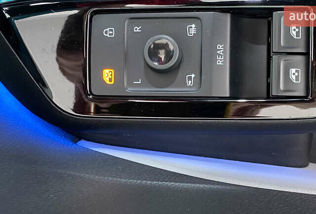 Зеленый Фольксваген ID.3, объемом двигателя 0 л и пробегом 117 тыс. км за 18250 $, фото 18 на Automoto.ua