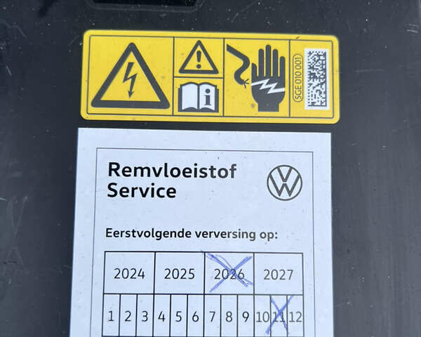 Зеленый Фольксваген ID.3, объемом двигателя 0 л и пробегом 100 тыс. км за 17800 $, фото 44 на Automoto.ua