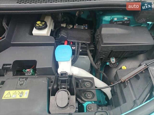 Фольксваген ID.3 2022 у Києві на Automoto.ua Зелений Фольксваген ID.3, об'ємом двигуна 0 л та пробігом 34 тис. км за 19339 $, фото 8 на Automoto.ua