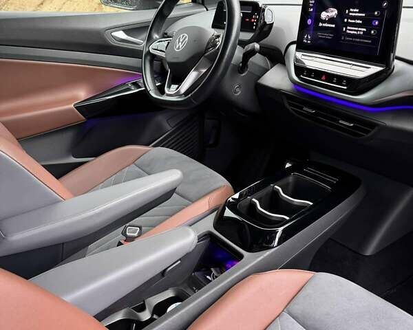 Белый Фольксваген ID.4, объемом двигателя 0 л и пробегом 56 тыс. км за 23500 $, фото 21 на Automoto.ua